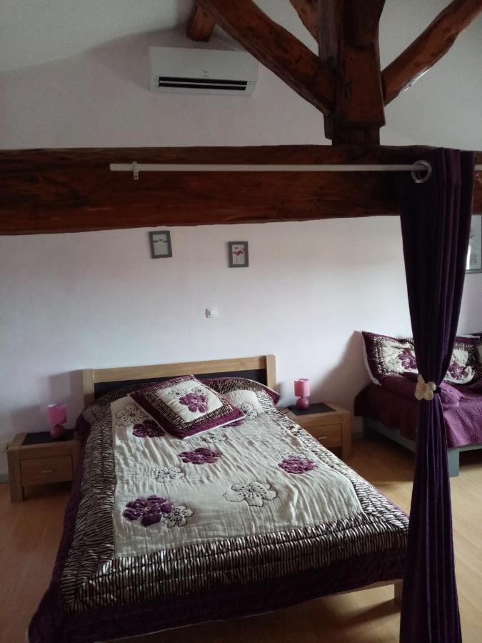 Chabournay Les Tourterelles Bed & Breakfast エクステリア 写真