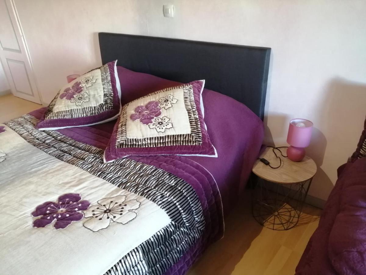 Chabournay Les Tourterelles Bed & Breakfast エクステリア 写真