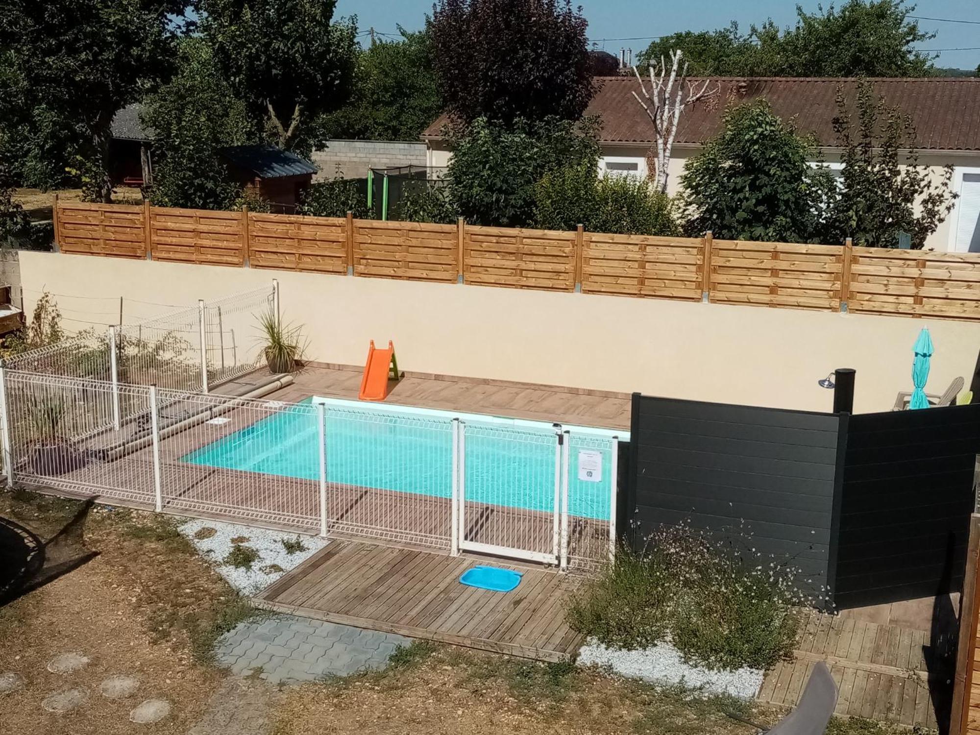 Chabournay Les Tourterelles Bed & Breakfast エクステリア 写真