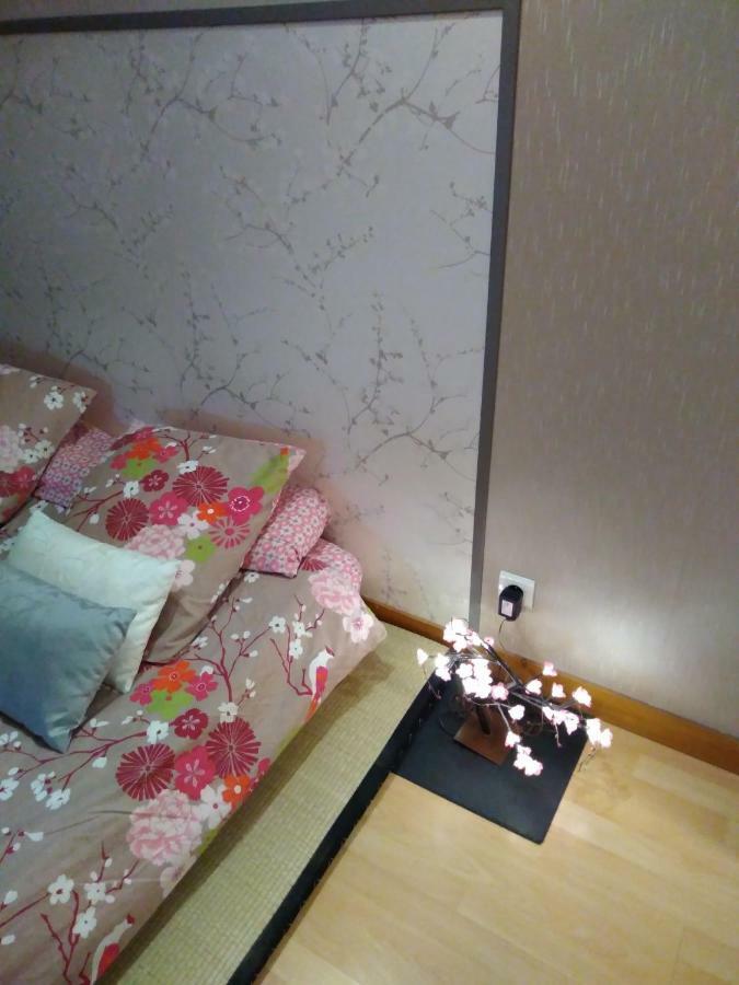 Chabournay Les Tourterelles Bed & Breakfast エクステリア 写真
